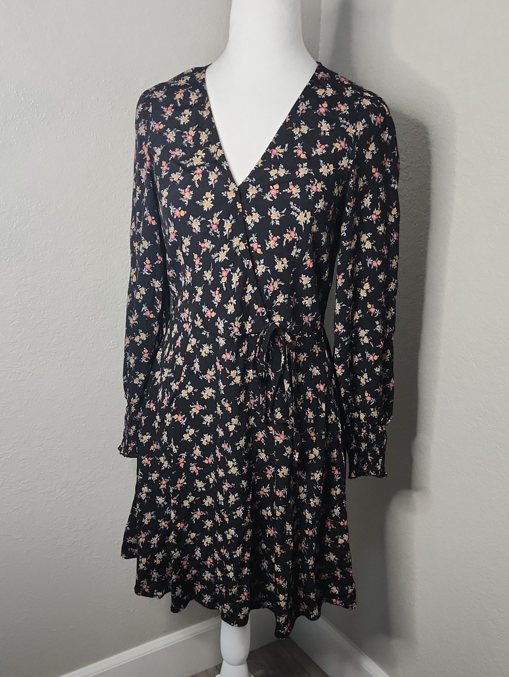 Wild Fable Wrap Midi Dress - Black Floral Long Sleeve Lightweight